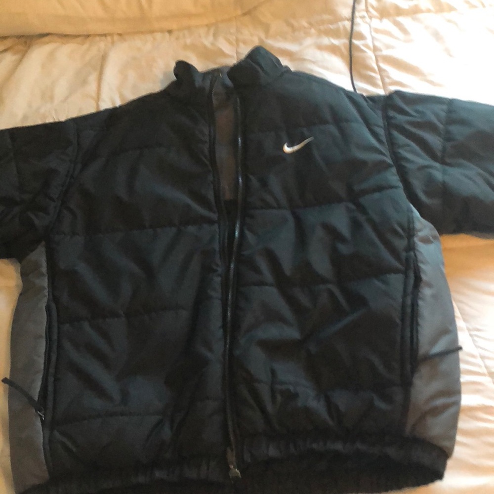 Nike reversible puffer jacket